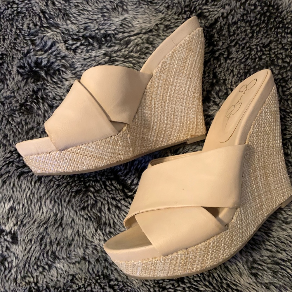 Jessica Simpson nude wedges